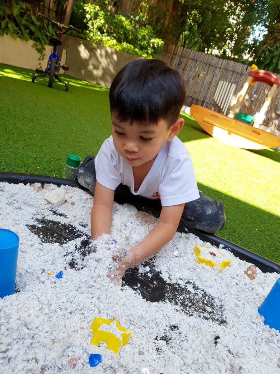 Messy Play Class for 1.6 – 5 year olds - Little Sandbox Preschool